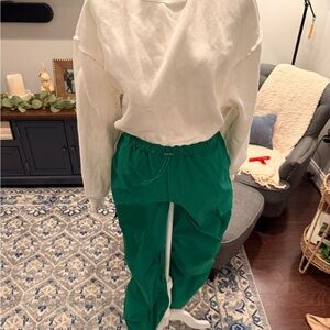 Green Women's Pants